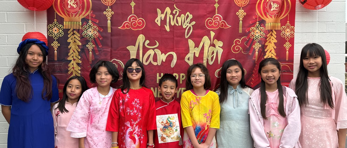 CHÚC MỪNG NĂM MỚI